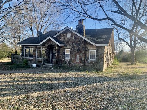 cheap fixer upper homes near bee cave dripping sprigs area